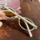超人気【ミュウミュウ】ランウェイサングラス 偽物 myo46505