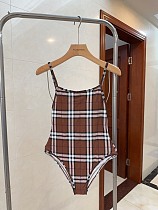 超限定♪ 2024 バーバリー 新作 レディースつなぎ水着 コピー