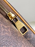 累積売上総額第１位！ルイヴィトン メンズ バックパック スーパーコピー M11540