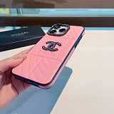 【大特価】2024 シャネル 新作 iPhone ケース 全機種 販売 偽物