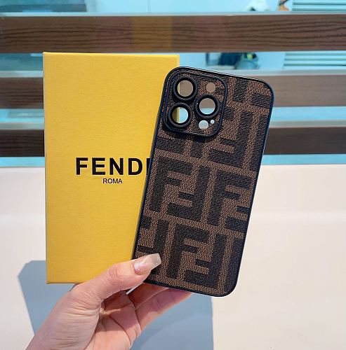 おすすめ 2024 フェンディ 新作 iPhone ケース 全機種 販売 コピー