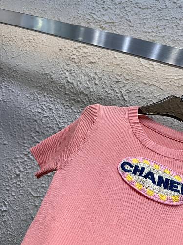 【即発】★ 2025 シャネル 新作 半袖Tシャツ コピー 2色