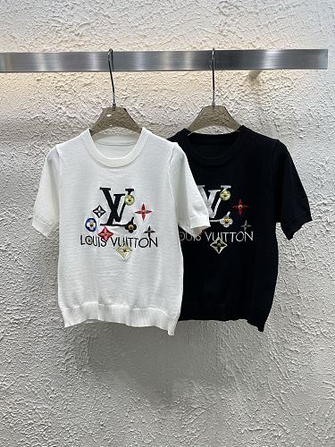 おすすめ 2025 ルイヴィトン 新作 半袖Tシャツ 偽物 2色