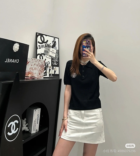 人気爆発☆ 2025 グッチ 新作 半袖Tシャツ スーパーコピー