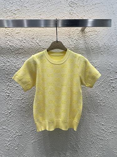 人気急上昇新作 2025 グッチ 新作 半袖Tシャツ コピー 5色