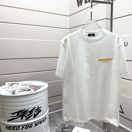 ☆超人気☆ 2025 フェンディ 新作 半袖Tシャツ コピー