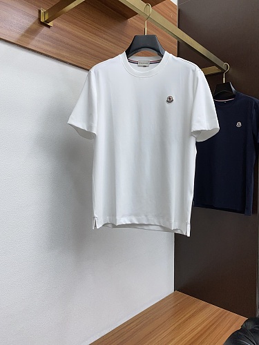 売上総額１位！2025 モンクレール 新作 半袖Tシャツ 偽物