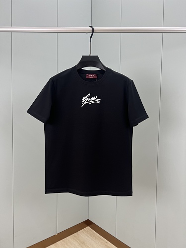 激安価格！2025 グッチ 新作 半袖Tシャツ スーパーコピー
