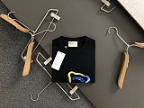 最安値挑戦 2025 グッチ 新作 半袖Tシャツ 偽物 2色