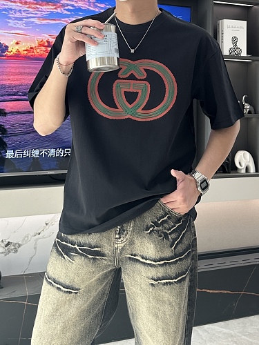 即発送！2025 グッチ 新作 半袖Tシャツ コピー