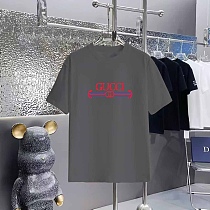 使い勝手良し 2025 グッチ 新作 半袖Tシャツ 偽物