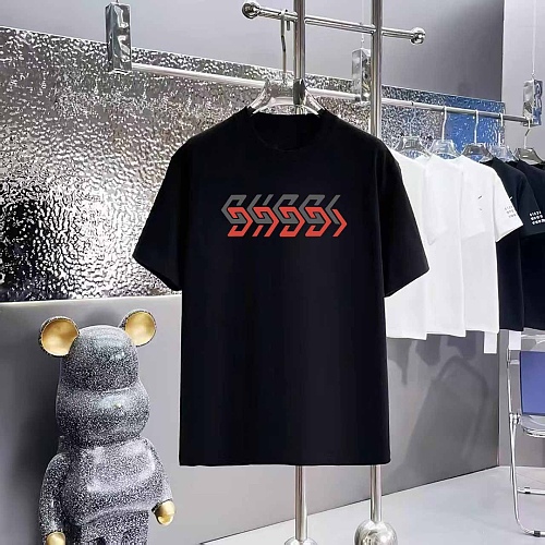 一目惚れ♪ 2025 グッチ 新作 半袖Tシャツ 偽物
