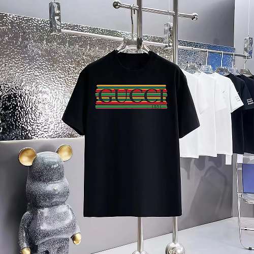 最安値挑戦 2025 グッチ 新作 半袖Tシャツ 偽物