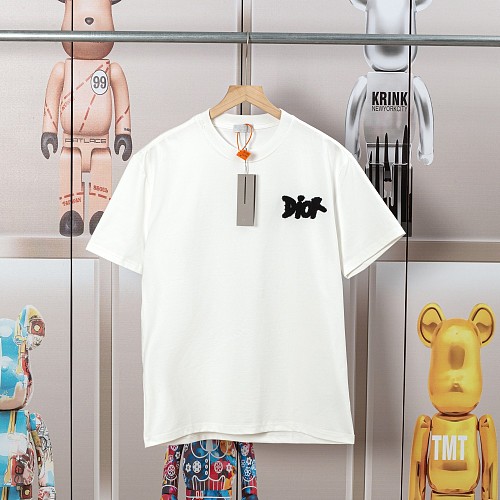 争奪戦 2025 ディオール 新作 半袖Tシャツ コピー