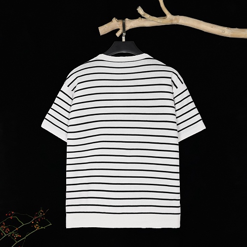 ☆超人気☆ 2025 ディオール 新作 半袖Tシャツ 偽物