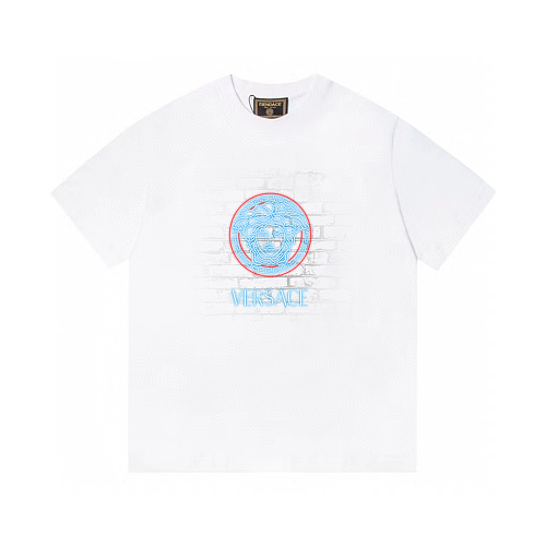 使い勝手良 2025 ヴェルサーチェ 新作 半袖Tシャツ 偽物