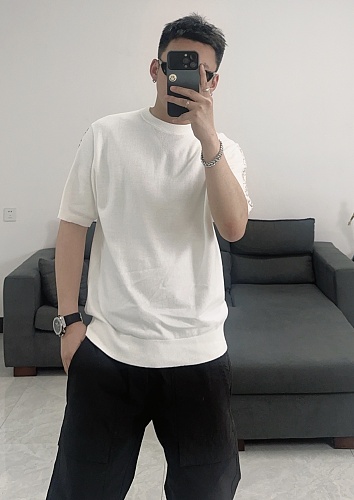 入手困難品！2025 ディオール 新作 半袖Tシャツ 偽物