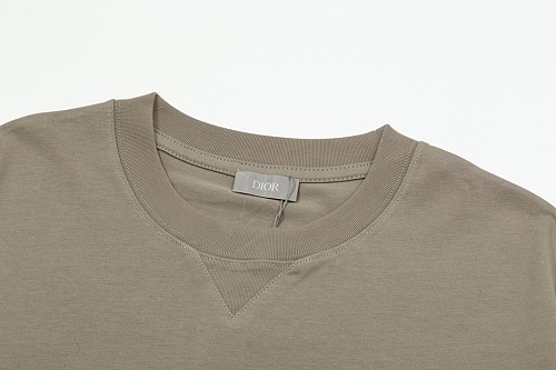 売上総額１位！2025 ディオール 新作 半袖Tシャツ 偽物