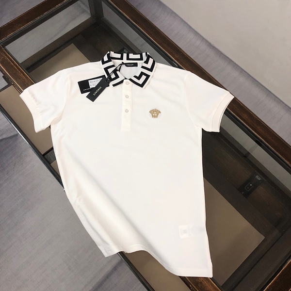 人気No1★ 2025 ヴェルサーチェ 新作 半袖Tシャツ スーパーコピー