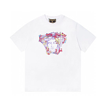 注目アイテム♡ 2025 ヴェルサーチェ 新作 半袖Tシャツ スーパーコピー