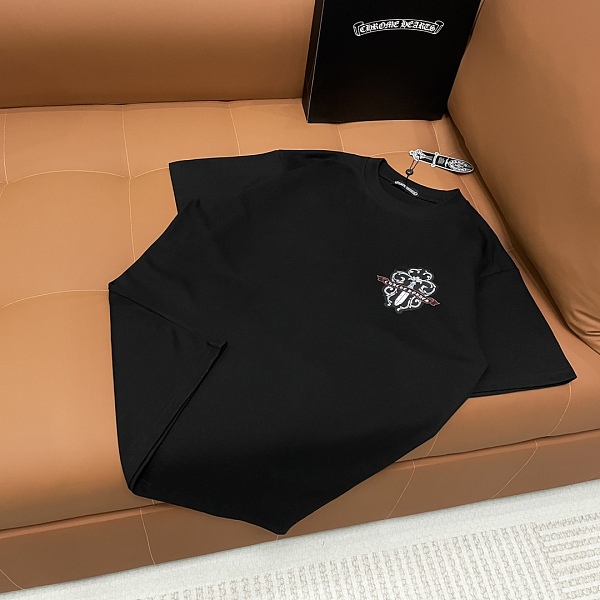 ☆超人気☆ 2025 クロムハーツ 新作 半袖Tシャツ コピー