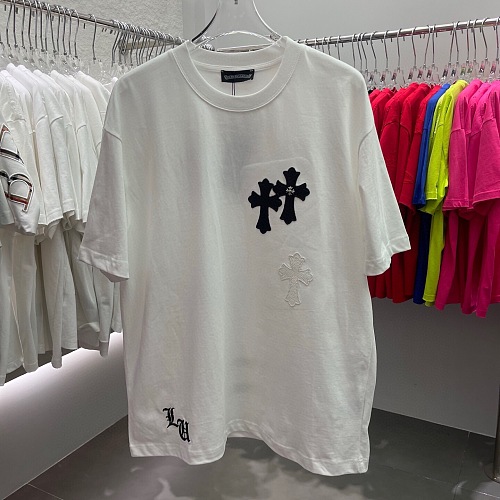 一目惚れ♪ 2025 クロムハーツ 新作 半袖Tシャツ スーパーコピー