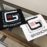日本未入荷 2025 ジバンシー 新作 半袖Tシャツ 偽物