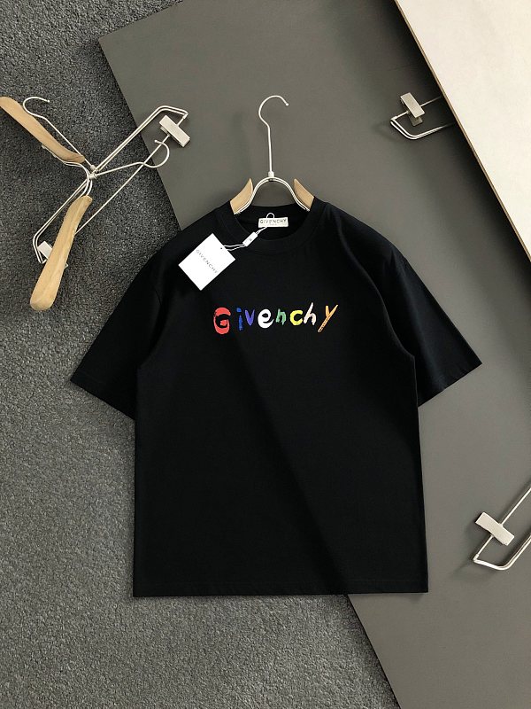 《人気★》2025 ジバンシー 新作 半袖Tシャツ 偽物 2色