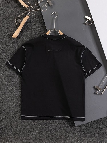 世界中で大人気♪ 2025 ジバンシー 新作 半袖Tシャツ コピー