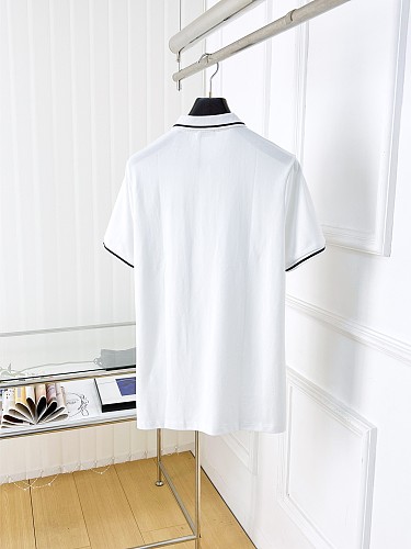 超希少！2025 セリーヌ 新作 半袖Tシャツ 偽物