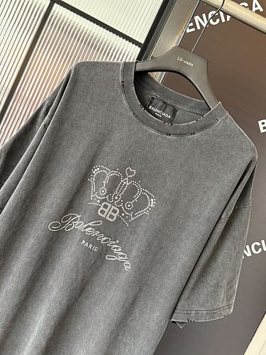☆超人気☆ 2025 バレンシアガ 新作 半袖Tシャツ コピー