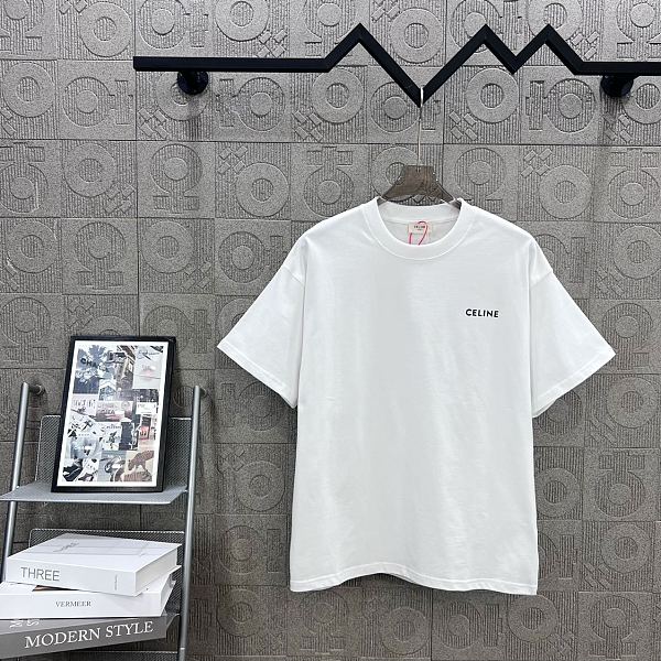 人気急上昇 2025 セリーヌ 新作 半袖Tシャツ コピー