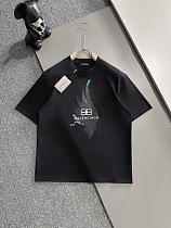 人気爆発☆ 2025 バレンシアガ 新作 半袖Tシャツ スーパーコピー 2色