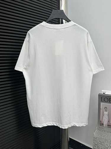 人気No1★ 2025 セリーヌ 新作 半袖Tシャツ 偽物
