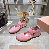 即発送！2026 ミュウミュウ 新作 スニーカー 偽物
