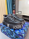 人気急上昇 2026 ルイヴィトン 新作 スニーカー コピー