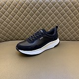 《人気★》2026 ヒューゴボス 新作 スニーカー 偽物