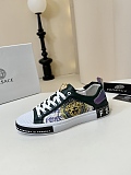 人気急上昇 2026 ヴェルサーチェ 新作 スニーカー 偽物