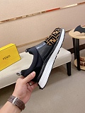 激安価格！2026 フェンディ 新作 スニーカー 偽物
