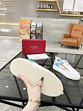 人気爆発☆ 2026 フェラガモ 新作 スニーカー 偽物