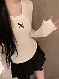 一目惚れ♪ 2026 シャネル 新作 長袖Tシャツ 偽物