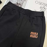 人気急上昇 2026 ミュウミュウ 新作 セットアップ コピー