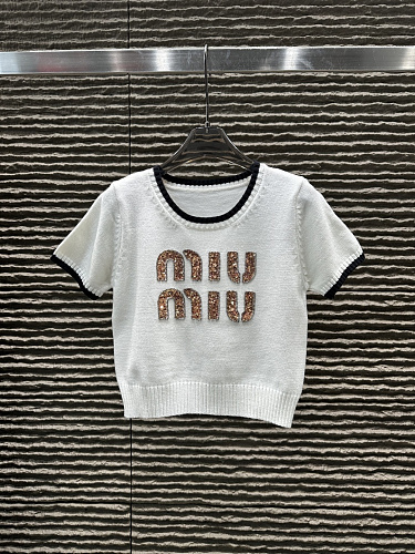 激安価格！ 2026 ミュウミュウ 新作 半袖Tシャツ スーパーコピー 4色
