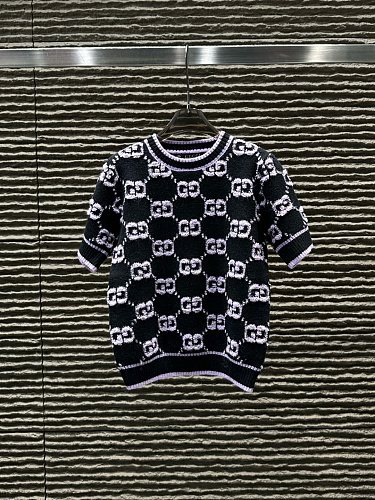 日本未入荷 2026 グッチ 新作 半袖Tシャツ コピー 2色