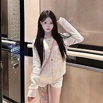 世界中で大人気♪ 2026 セリーヌ 新作 ニット コピー 世界中で大人気♪ 2026 セリーヌ 新作 ニット コピー