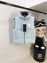 使い勝手良 2026 カナダグース 新作 ダウンベスト 偽物