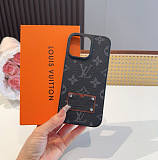 使い勝手良し 2026 ルイヴィトン 新作 iPhone ケース 全機種 販売 スーパーコピー