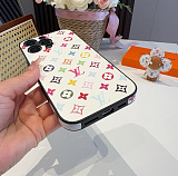 絶対欲しい！2026 ルイヴィトン 新作 iPhone ケース 全機種 販売 偽物