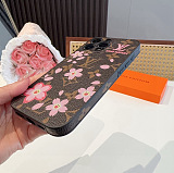 超限定♪ 2026 ルイヴィトン 新作 iPhone ケース 全機種 販売 スーパーコピー