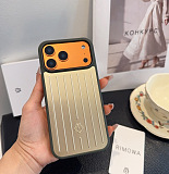 希少♪限定 2026 リモワ 新作 iPhone ケース 全機種 販売 偽物